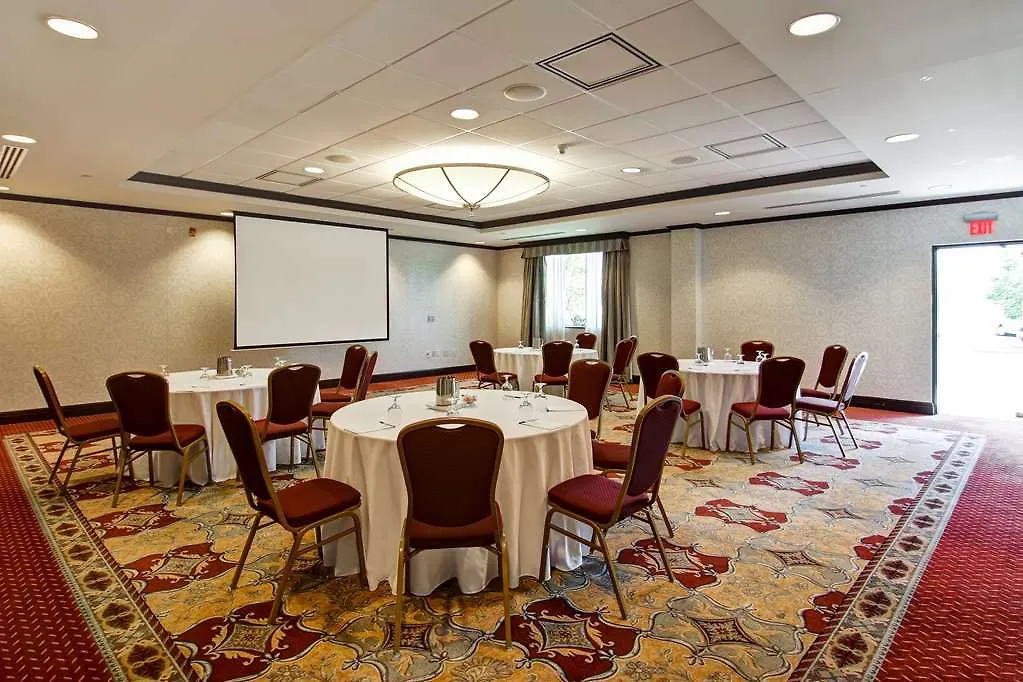 Hampton Inn By Hilton Toronto Airport Corporate Centre 3*,  Kanada