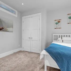 West Cozy Retreat By Host Launch Gasthof Vancouver