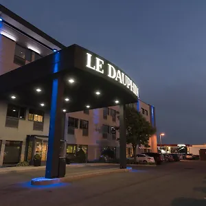 & Le Dauphin 3*, Quebec City Canada
