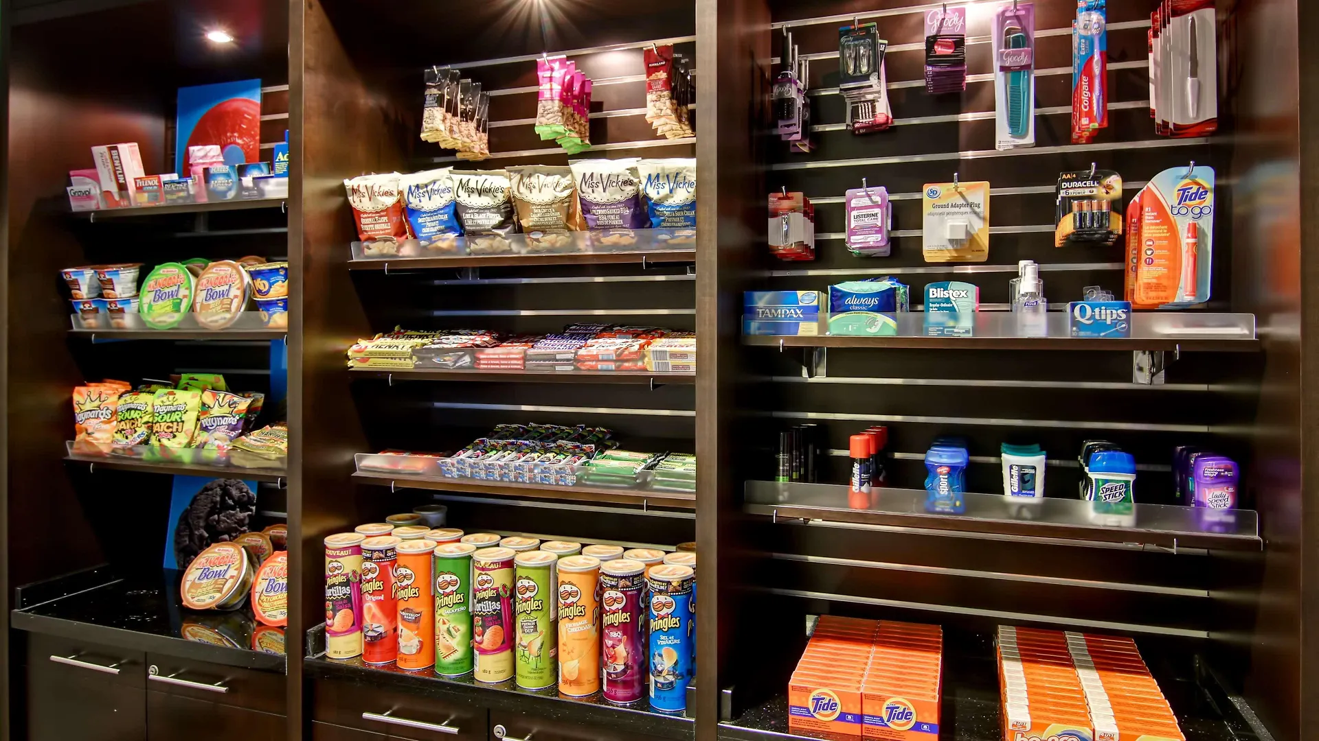 Hampton Inn By Hilton Toronto Airport Corporate Centre 3*,
