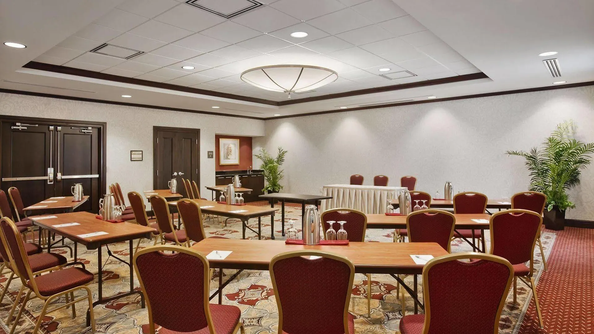 Hampton Inn By Hilton Toronto Airport Corporate Centre Szálloda