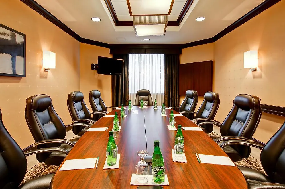 Hampton Inn By Hilton Toronto Airport Corporate Centre 3*,  Kanada