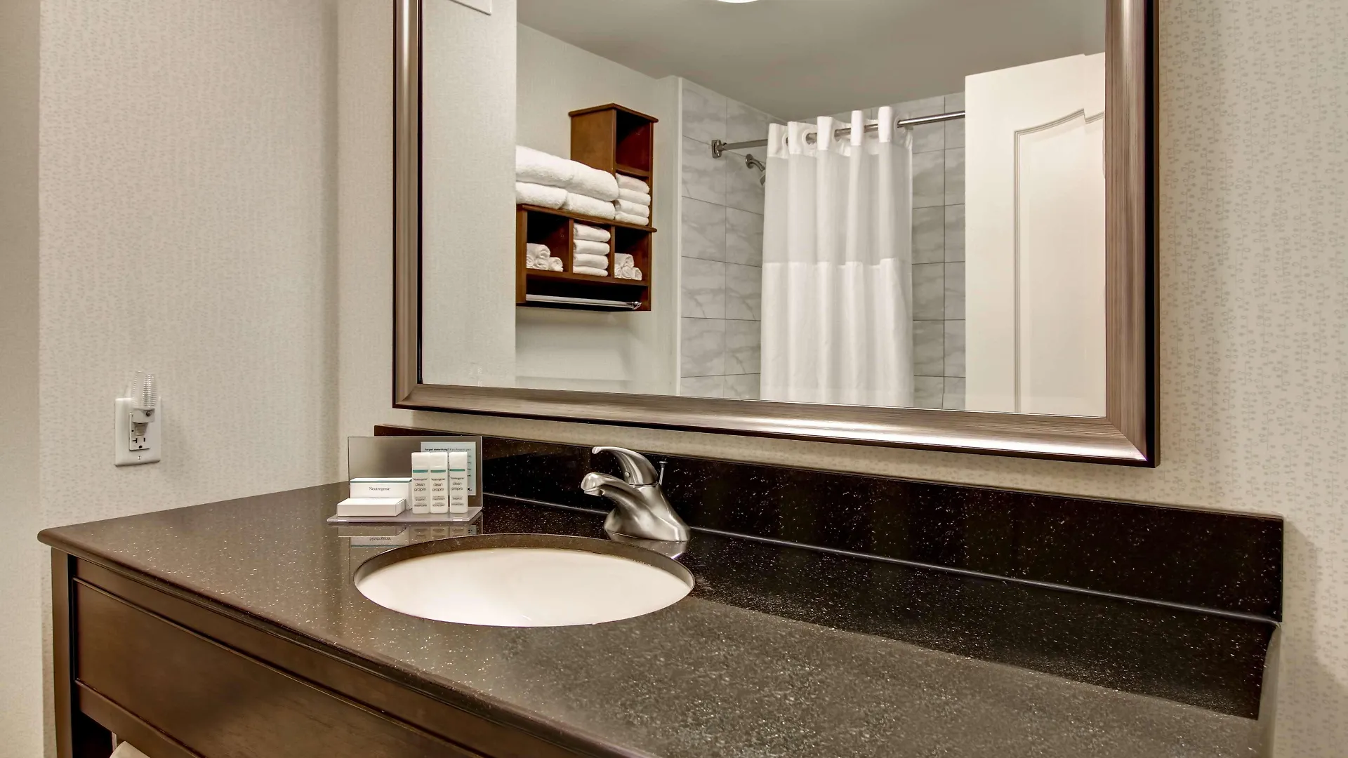 Hampton Inn By Hilton Toronto Airport Corporate Centre