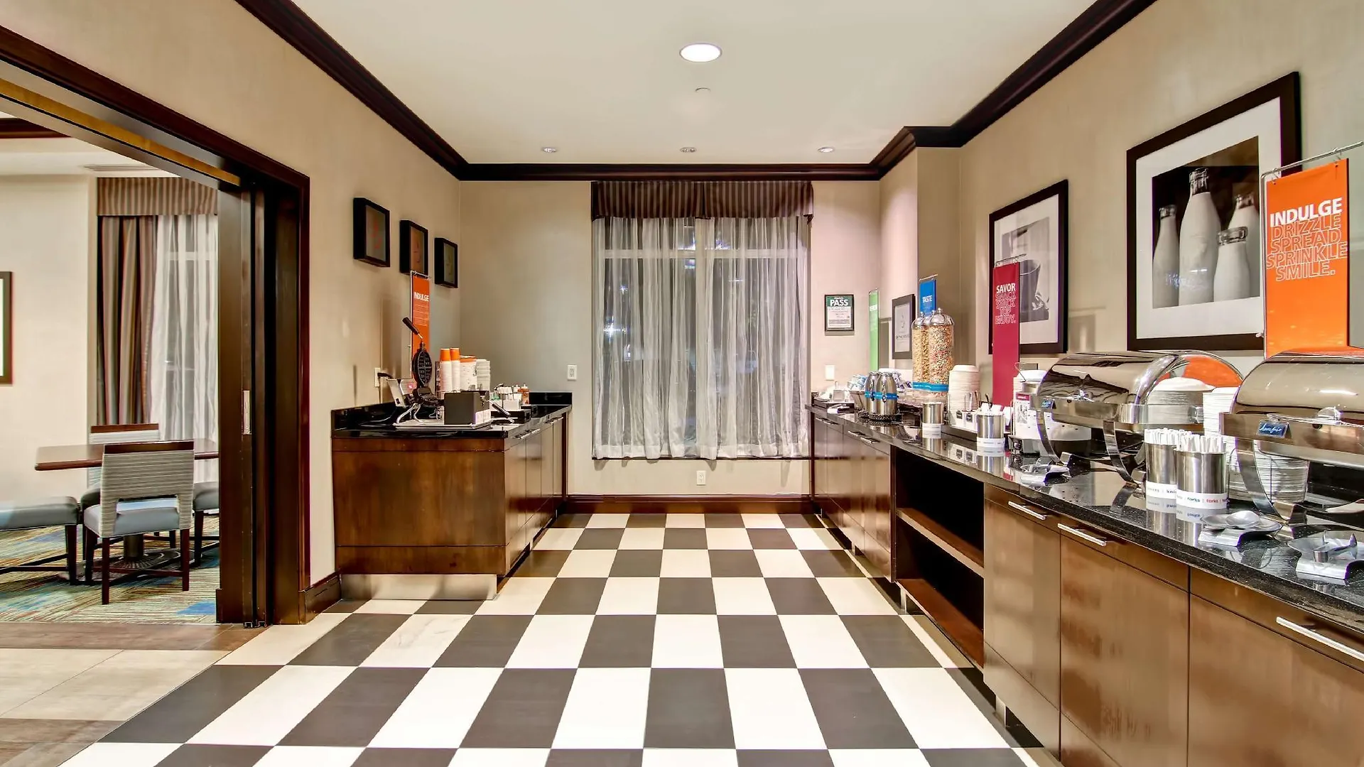 Hampton Inn By Hilton Toronto Airport Corporate Centre Kanada