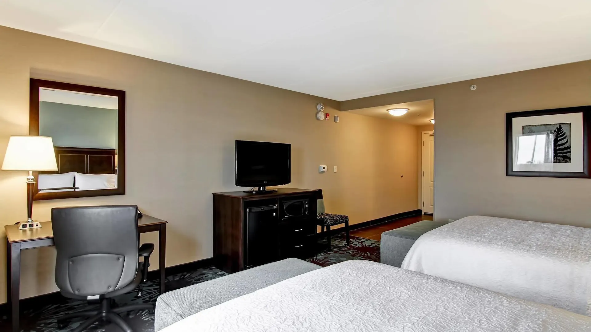 Hampton Inn By Hilton Toronto Airport Corporate Centre 3*,  Kanada