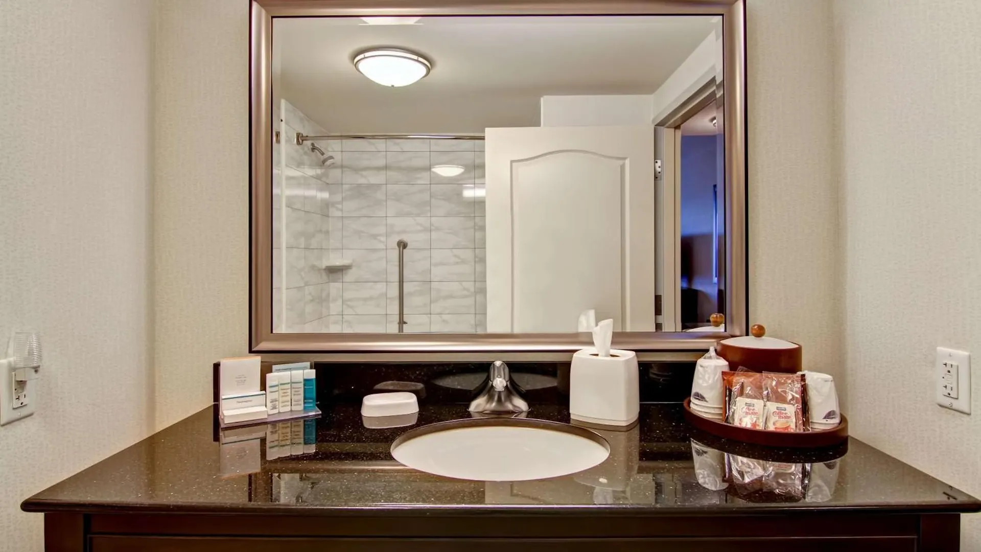 Hampton Inn By Hilton Toronto Airport Corporate Centre Canada
